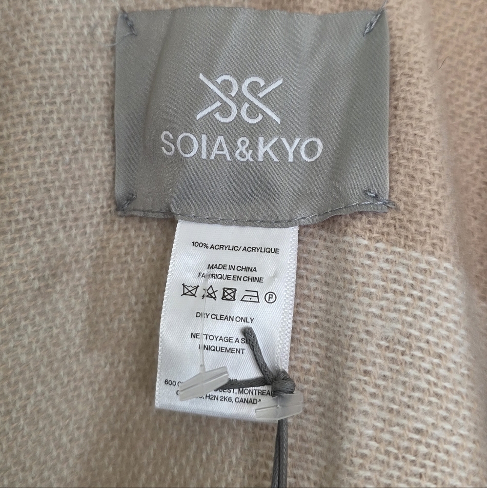 Nwt Soia & Kyo - Light Pink & Cream Colorblocked Open Poncho W/ Scarf Hem Os — image 3 of 5